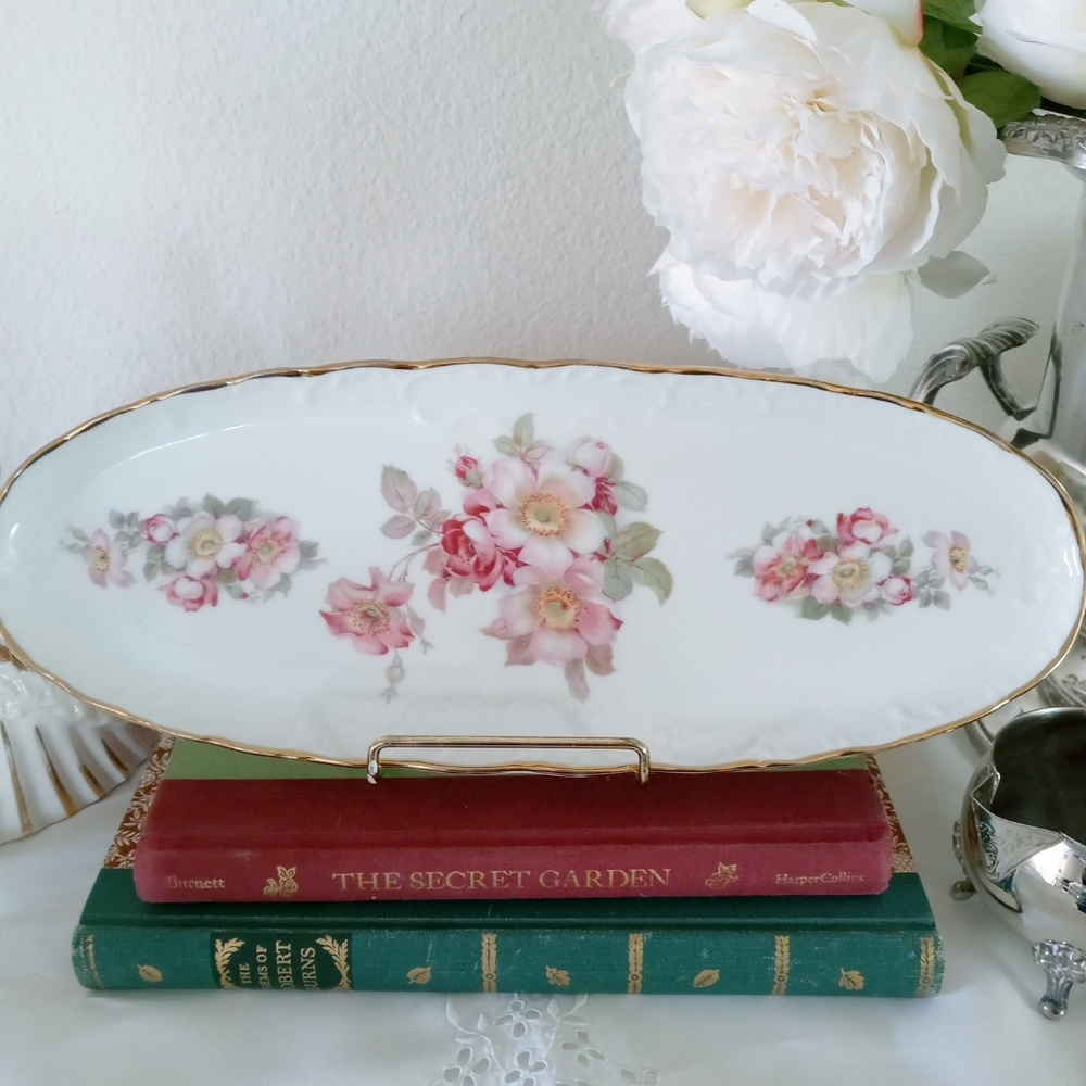 Vintage Shabby Cottage Oval Display  Platter Decor